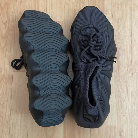 adidas Yeezy 450 Utility Black size 8 - Picture 3 of 5